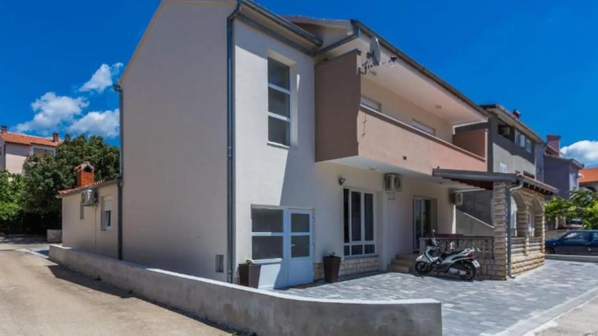 Spacious Two Sis Apartments In Zadar With Terrace 크로아티아